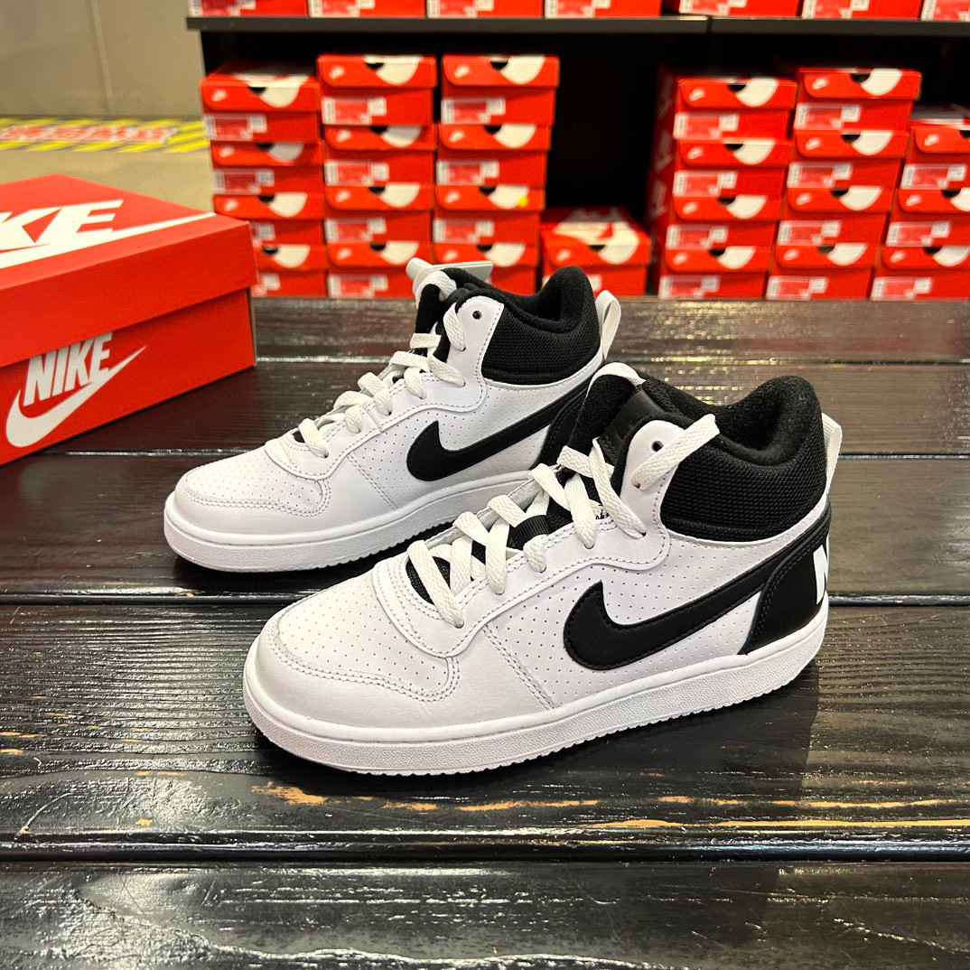 Nike/耐克 Court Borough Mid女子复古运动休闲板鞋839977 AQ1778