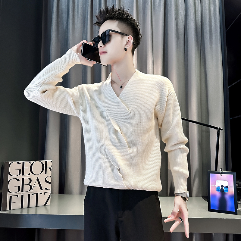 痞帅V领毛衣男士今年流行上衣