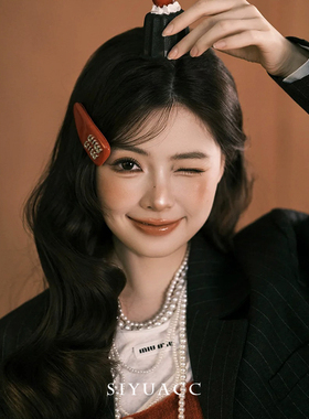 甜酷红色min字母发夹韩系气质发卡侧边bb夹新年氛围感头饰发饰女