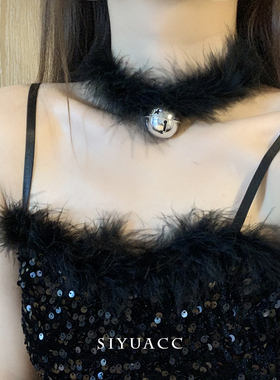 气质纯欲圣诞铃铛羽毛项链choker