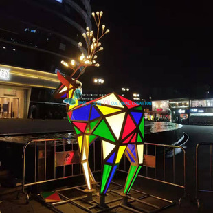 商业美陈彩色发光亚克力梅花鹿大象猩猩马牛羊猪兔动物雕塑定制做