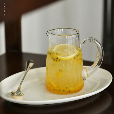 介直水晶玻璃简约带把手凉水壶