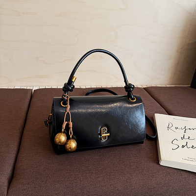 2025秋季新款时尚百搭手提包女简约休闲单肩斜挎包小众设计感女包