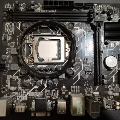 议价CF-H310-T 主板 带i3-8100.，4代威刚