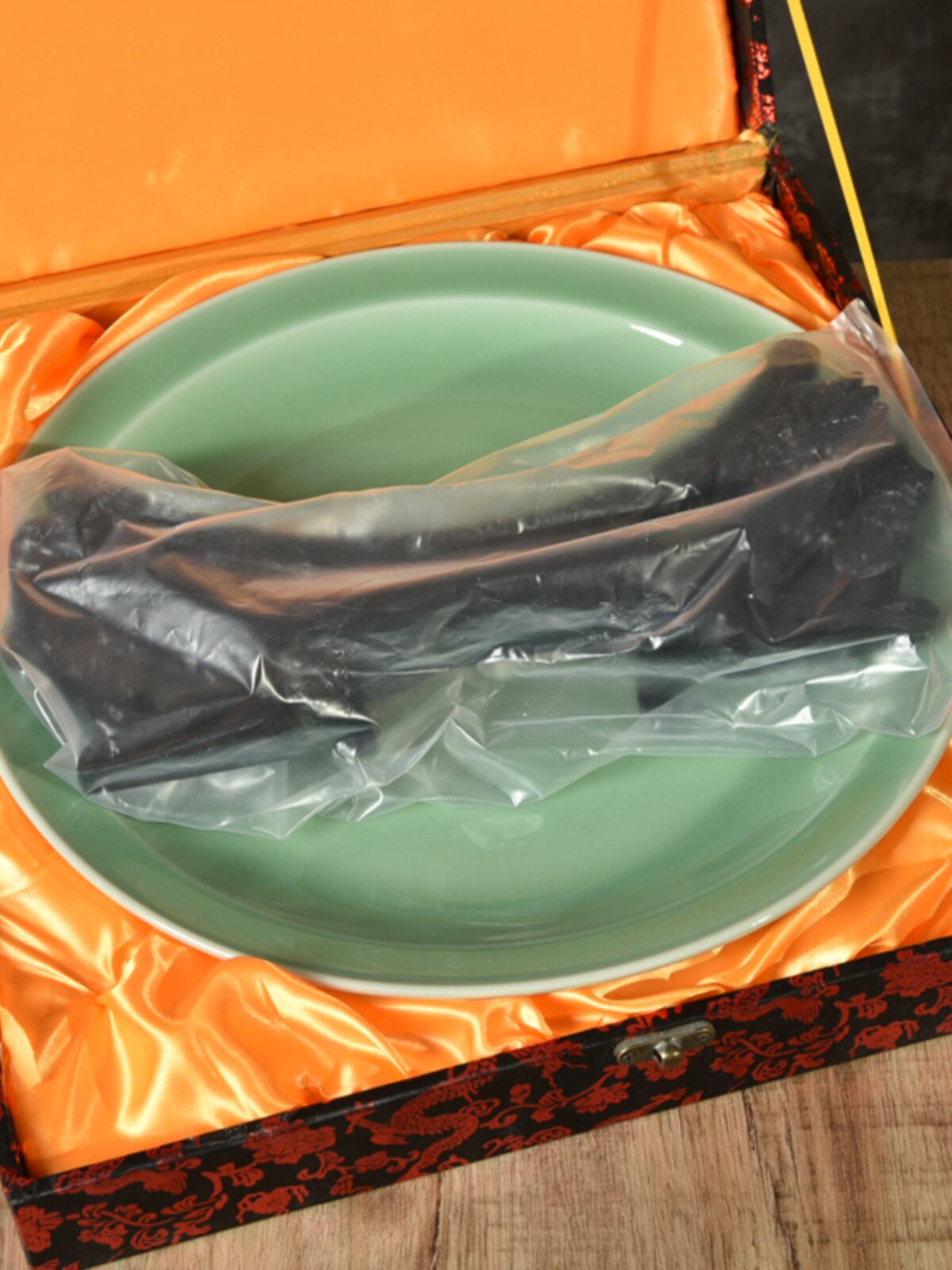LONGQUAN 청자 일반 교수형 접시 장식품 세라믹 공예 장식 접시 거실 입구 집 집들이 선물 30CM