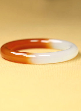 纯天然玛瑙半红飘花粗圆条手镯女