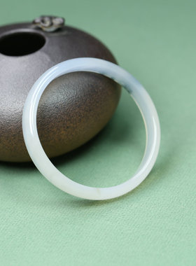 天然玛瑙白色飘花细窄扁条手镯女