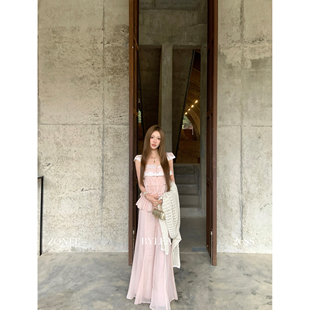 法式 26新品 LEA宋亦雯 时髦设计感蕾丝拼接吊带上衣 ZONEE