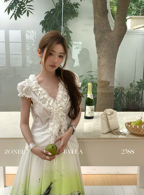 ZONEE/LEA宋亦雯 flamingo white 法式设计白色v领木耳边衬衫上衣