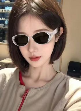 墨镜女2025小冰块高级感太阳镜眼镜女防紫外线可配度数女款薯薯镜