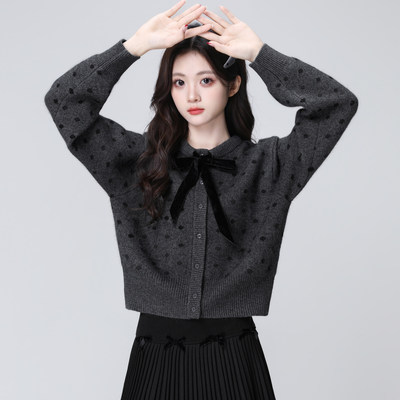 灰色蝴蝶结毛衣外套女秋