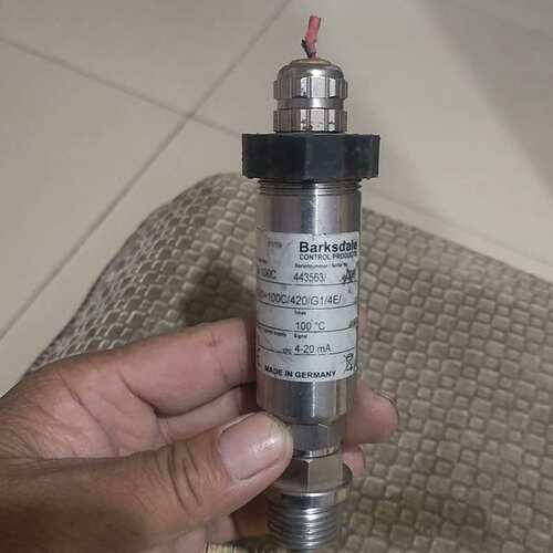 议价UTA2/0+100C/420/G1/4E巴士德传感器可维修