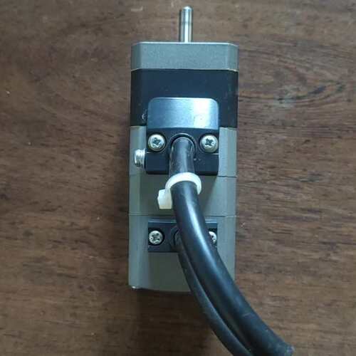 议价东方步进电机ARM46MK，2.04VDC，1.48A，0.可维修