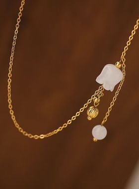 莉夏钛钢女铃兰吊坠项链