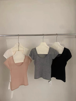 水溶羊毛短袖针织衫女简约U领修身显瘦上衣