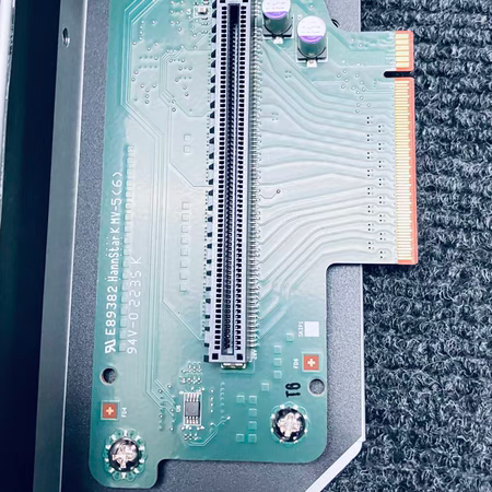 泰安服务器TYAN B7132T75E8HR 扩展中间左侧riser卡PCIE 5.0 X16