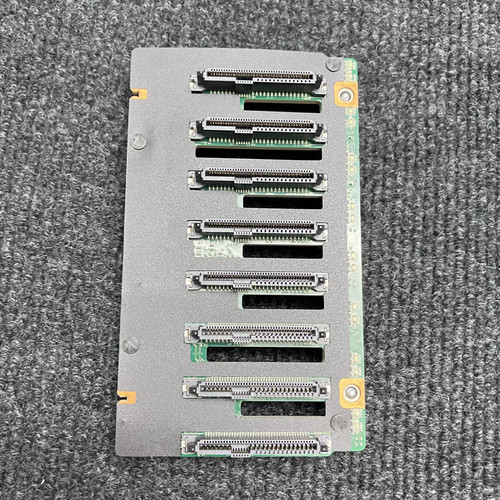 TYAN 2U 8盘2.5寸U2 PCIE 5.0 MCIO X8 GEN5.0硬盘背板拆机99新