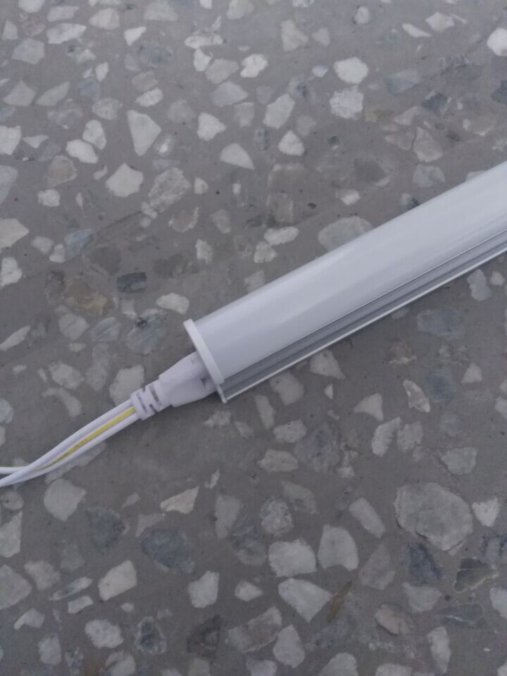低压12v24v36v48v63v70v T5一体化厚料led日光灯管节能灯有0.22m图片