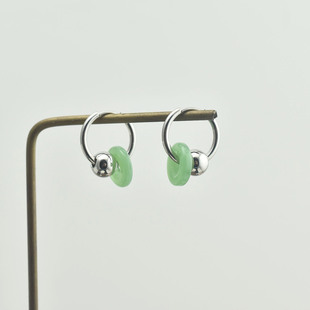新中式钛钢耳圈玉钢珠拼色吊坠耳环男女无耳洞弹簧耳夹个性高级感