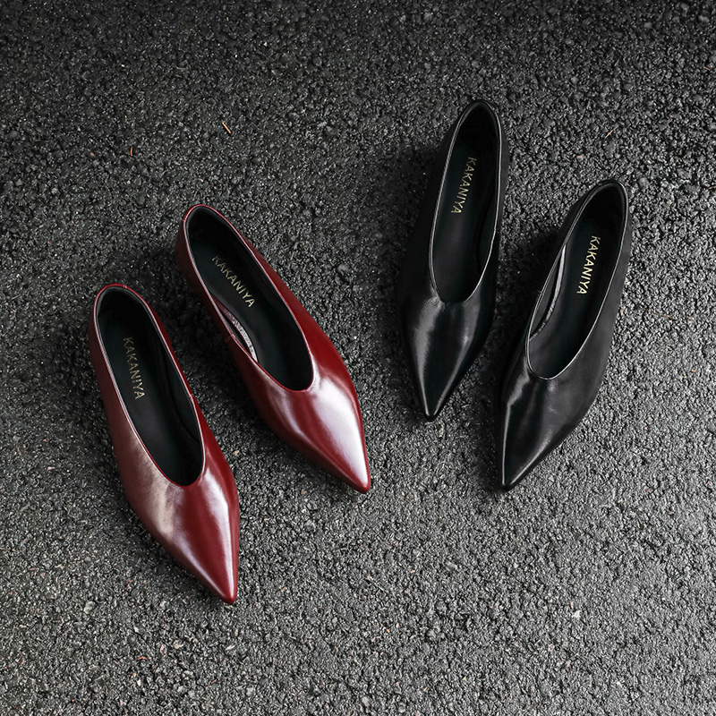 卡卡妮亚 法式酒红色尖头单鞋女秋2025新款时尚尖头低跟真皮女鞋