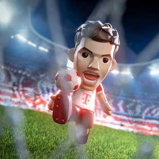 王牌化身穆勒大隐藏款二娃 拜仁慕尼黑足球潮玩手办收藏公仔中娃