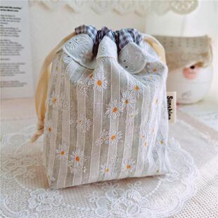 原创 加厚森系蕾丝收纳袋手帐保护收纳包束口袋拍立得袋护书袋