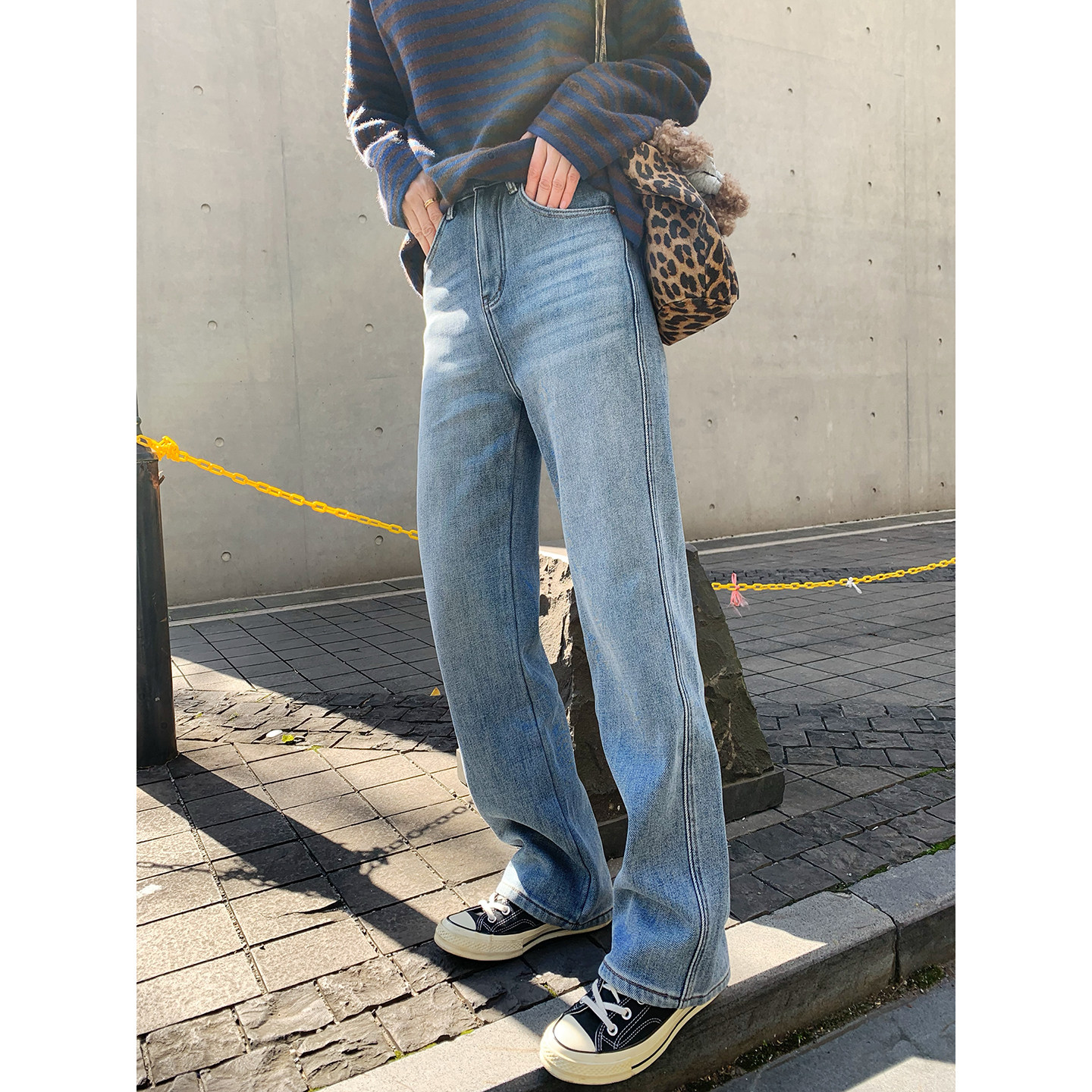 老米家 秋冬加绒加厚高腰显瘦烟管长裤浅蓝色窄版小直筒牛仔裤女