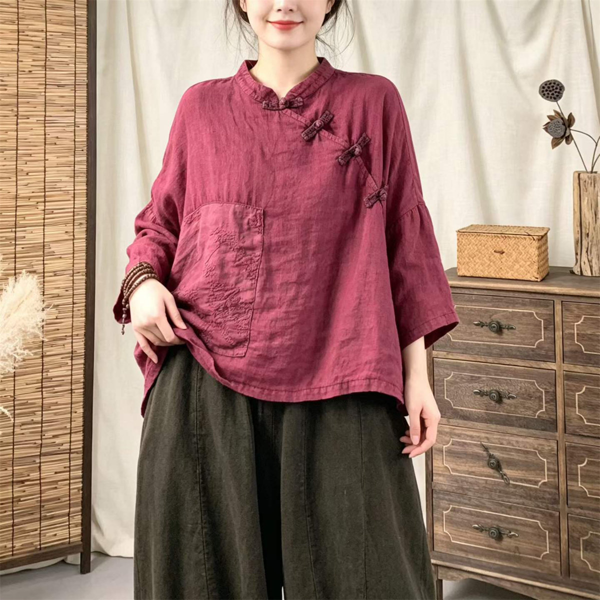 秋季亚麻刺绣立领盘扣显瘦衬衫女