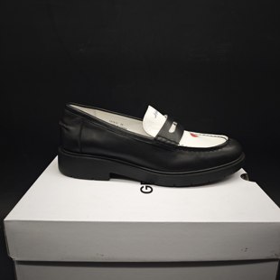 39码 151512 GEOX健乐士女士无系带舒适休闲小皮鞋