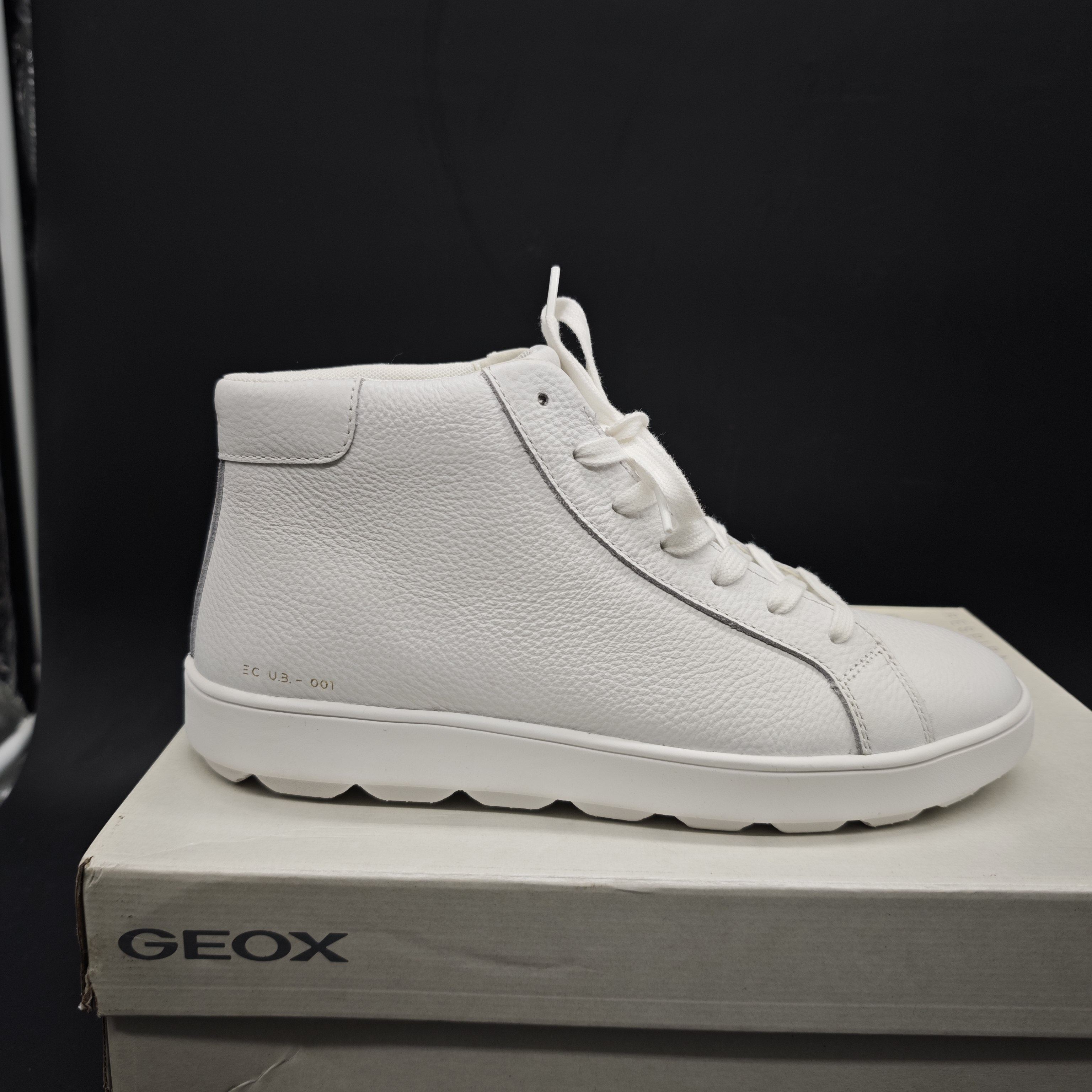 42码专柜撤柜25年新品GEOX健乐士男鞋百搭真皮休闲鞋U46GPA C1000,流行男鞋,马丁靴,淘宝优惠券,粉丝福利购,淘宝优惠卷