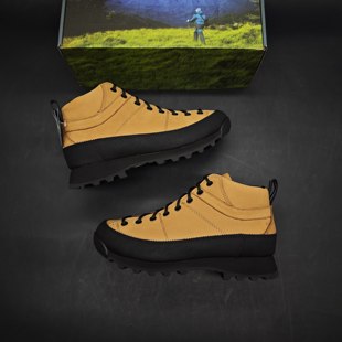 摩纳哥徒步帮情侣登山鞋秋冬户外露营鞋防水耐磨男女同款