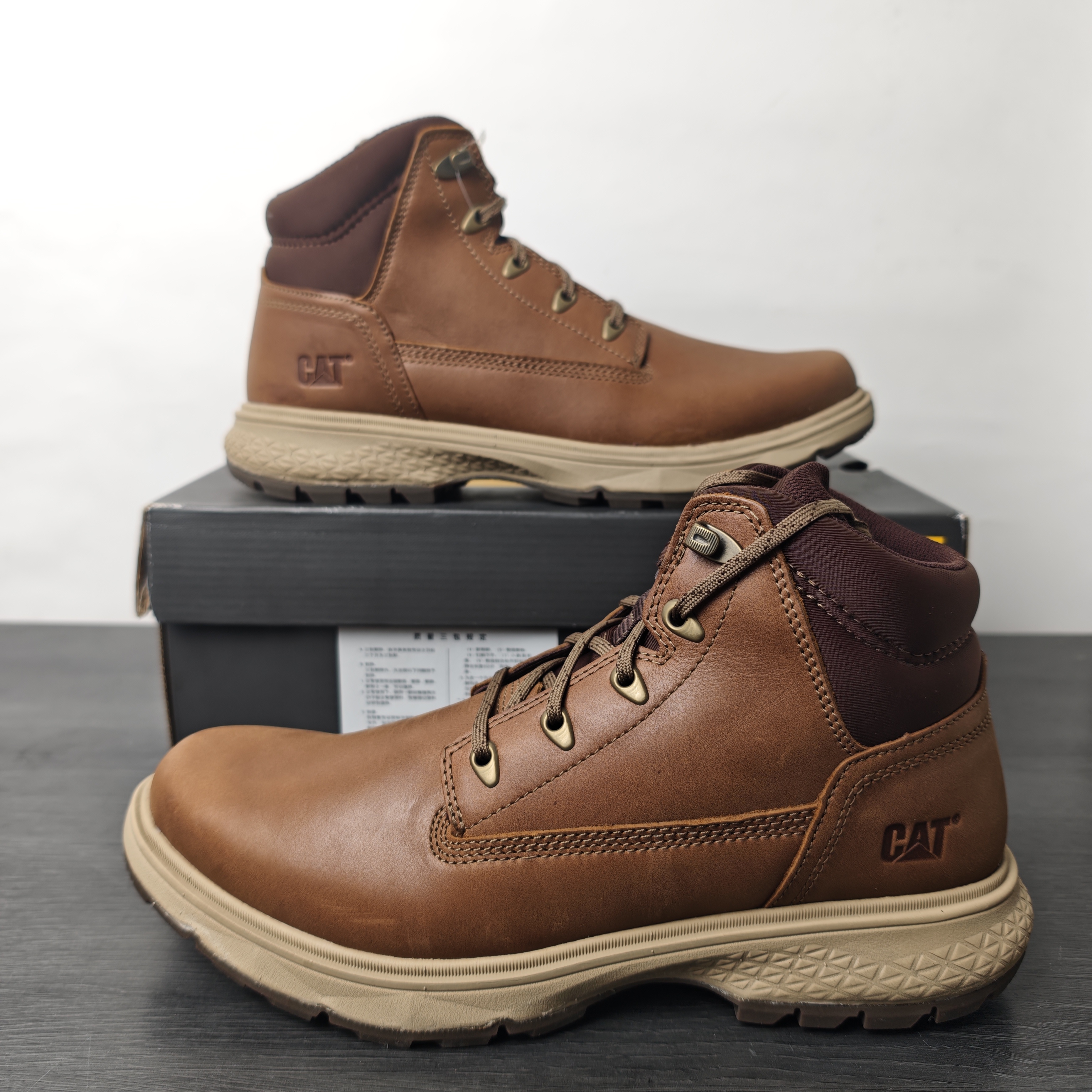 42码CAT卡特男士休闲鞋户外徒步鞋防滑运动鞋p725004无原盒