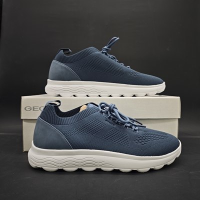 GEOX男士网面蓝气球底休闲鞋无原盒（42 44码）