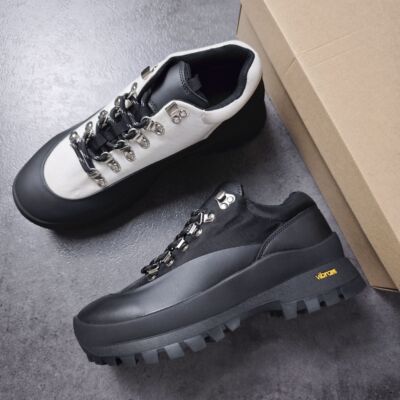 男士户外低帮徒步防水登山鞋 橡胶大底厚实 gorpcore潮流透气休闲