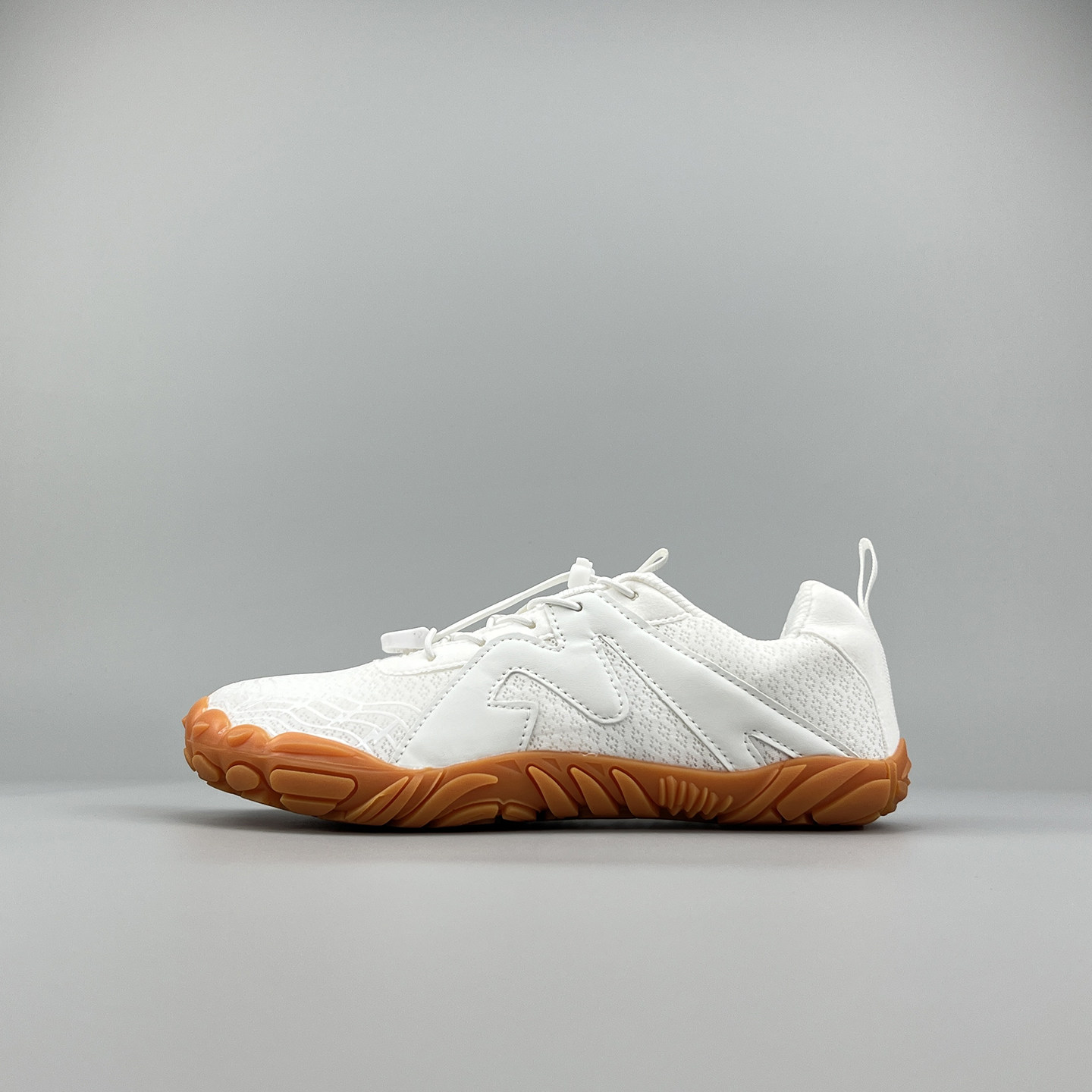 外贸男女户外徒步大码透气网面加宽加厚底休闲登山鞋骑行溯溪鞋子