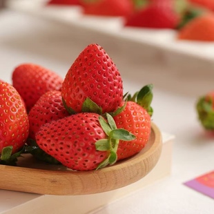 至爱草莓凉山彝族自治州当季水果新鲜顺丰包邮纯甜