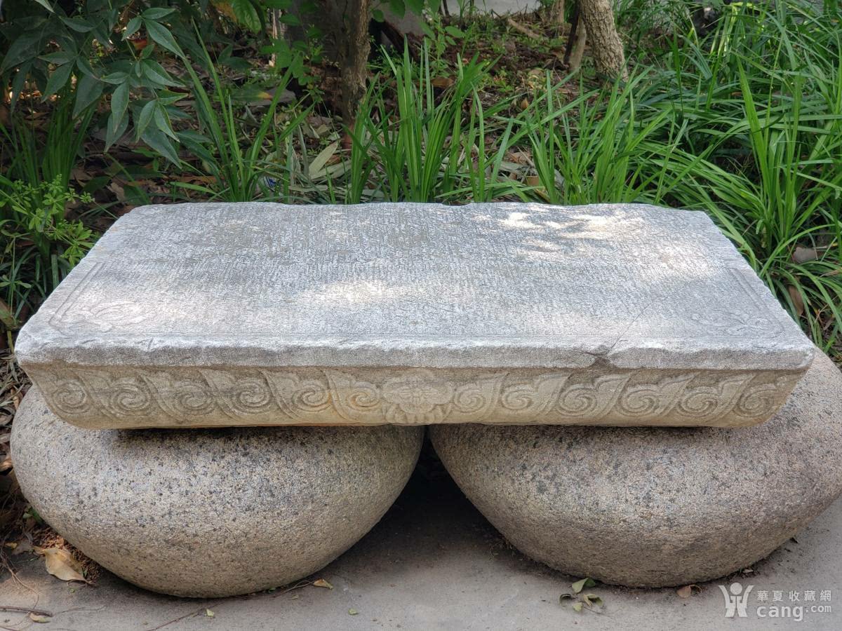 汉白玉小桌面，台面，明代，43乘60，厚9.5厘米。