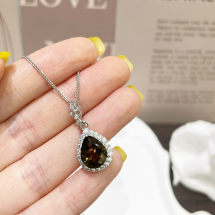 天然茶晶吊坠女轻奢气质S925纯银镶嵌项链水滴型宝石时尚礼物挂坠