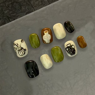 艺术花瓶穿戴甲秋冬短款 高级感小众设计日常显白百搭豆豆美甲贴片