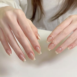 肯豆同款裸色纯白法式简约百搭淡人淡色通勤日常短甲高级感穿戴甲