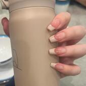 裸色法式 穿戴甲高级感显白2025新款 美甲贴片可重复拆卸中长假指甲