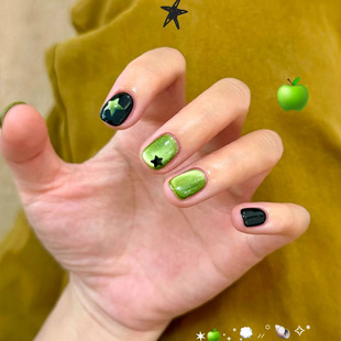 【一口苹果】黑色星星猫眼穿戴甲清新少女简约夏季新短款美甲贴片