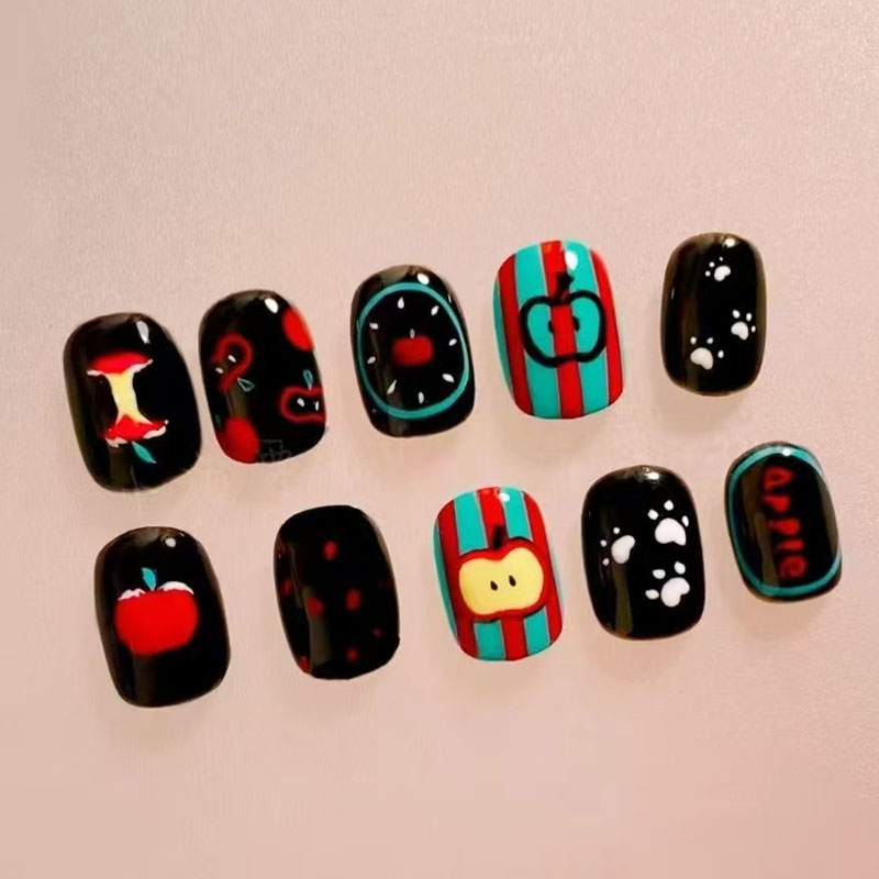 哥特红苹果穿戴甲辣妹风