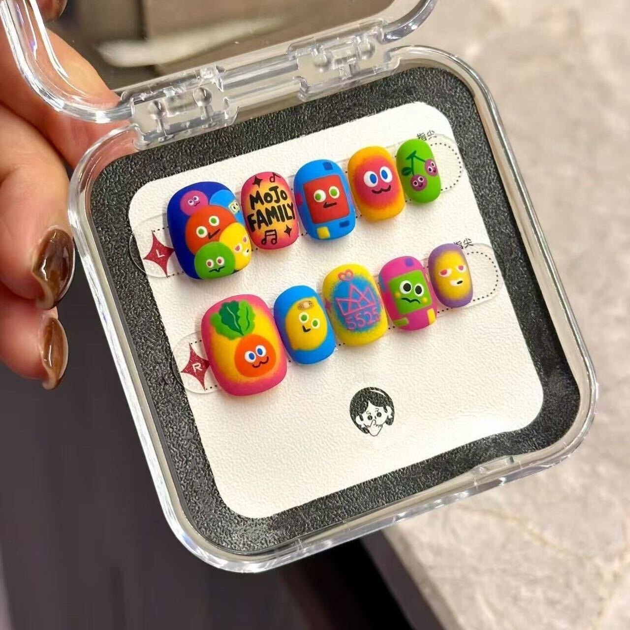 萌趣豆宝磨砂穿戴甲多巴胺卡通