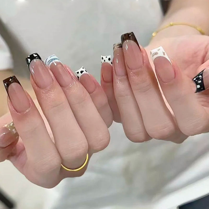 涩谷辣妹风穿戴甲新中方