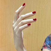 樱桃红纯色穿戴甲巨显白高级感百搭新年圣诞酒红短方新款 美甲贴片