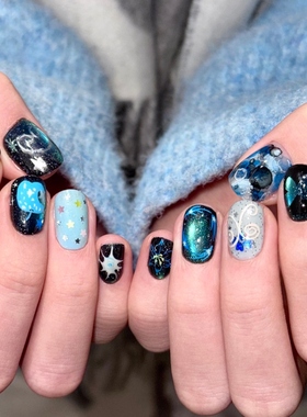 蓝色星球穿戴甲蓝黑渐变海洋元素甜酷个性高级感短款豆豆美甲贴片