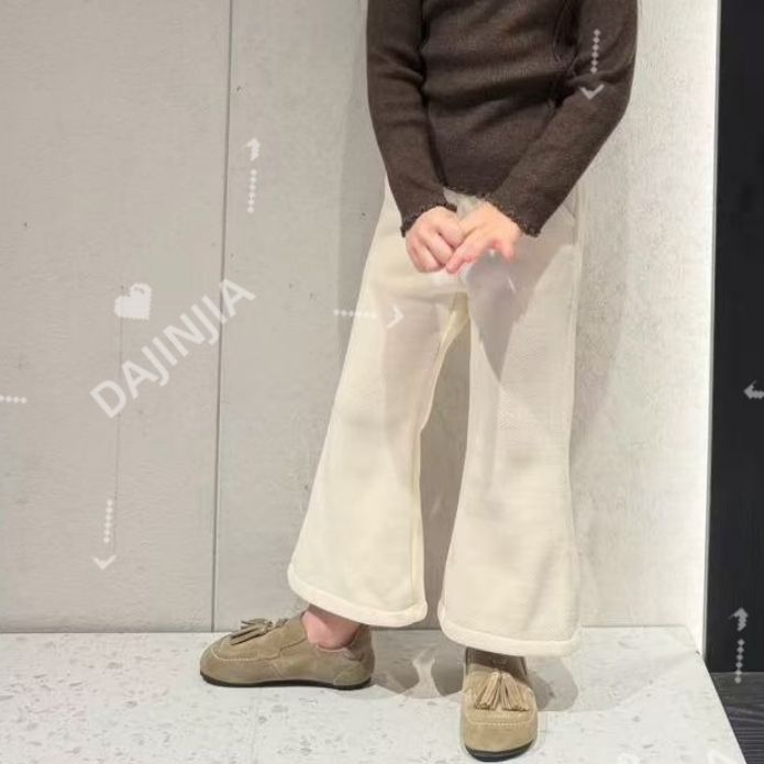 2025秋冬新款女宝宝加绒喇叭裤一体绒加厚保暖米白色简约微喇裤