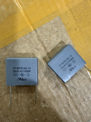 MKP63 法拉安规电容 Y2 334 300V  脚距22.5MM 0.33UF 300V