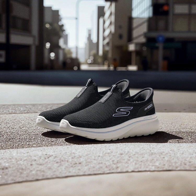 Skechers斯凯奇GoWalk男女闪穿一脚蹬网面透气217085休闲鞋125854